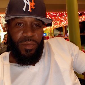 Meet your Posher, Akil